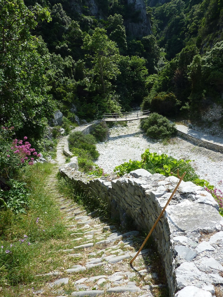 Villa Thea