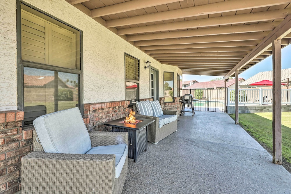 Gilbert Apartment w/ Grill, Fire Pit & Pool Access view 4