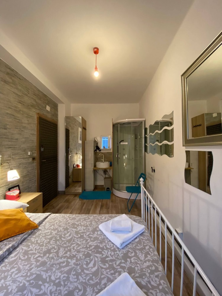 Europe station rooms