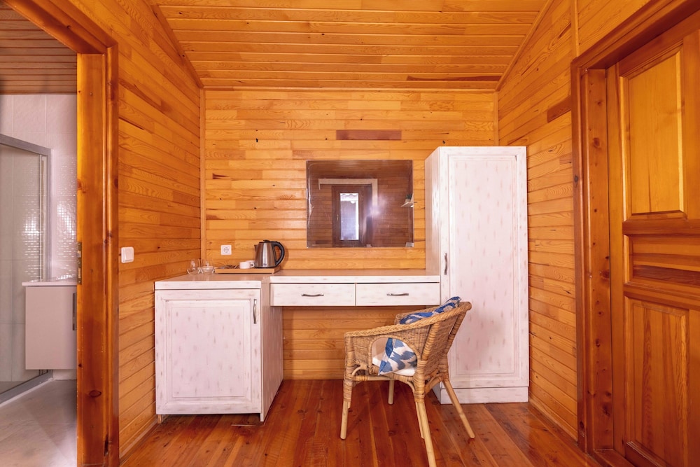 Alicra Otel Çıralı - Image 34