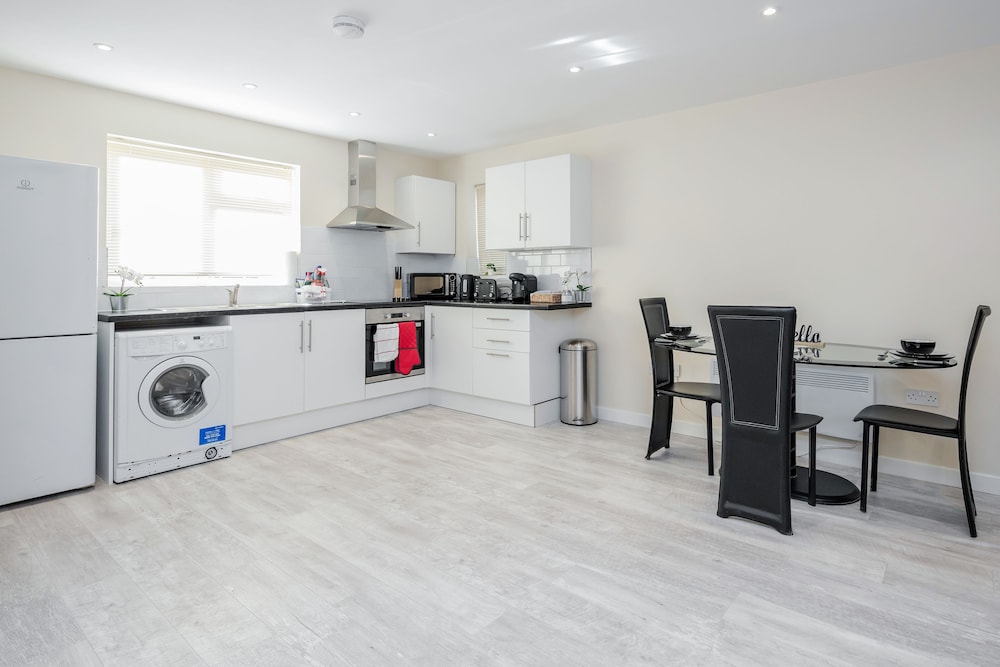 Bedford Hospitalsouth Wing4 Guests3 Bedswifi view 5