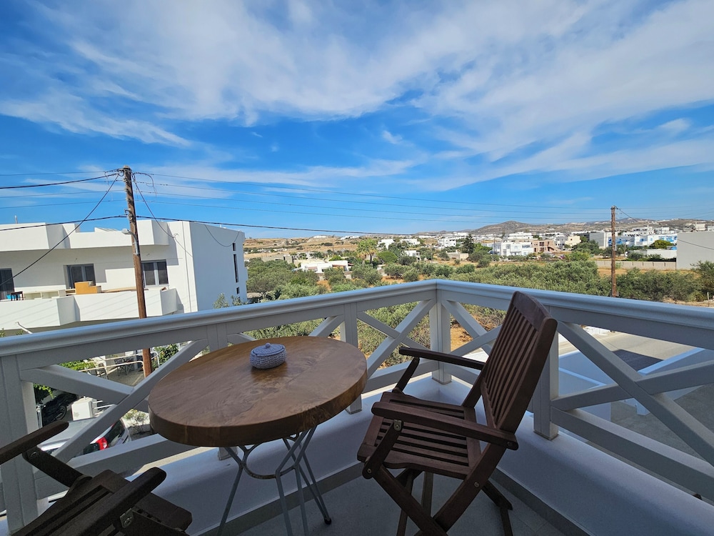 Aristotle Suites