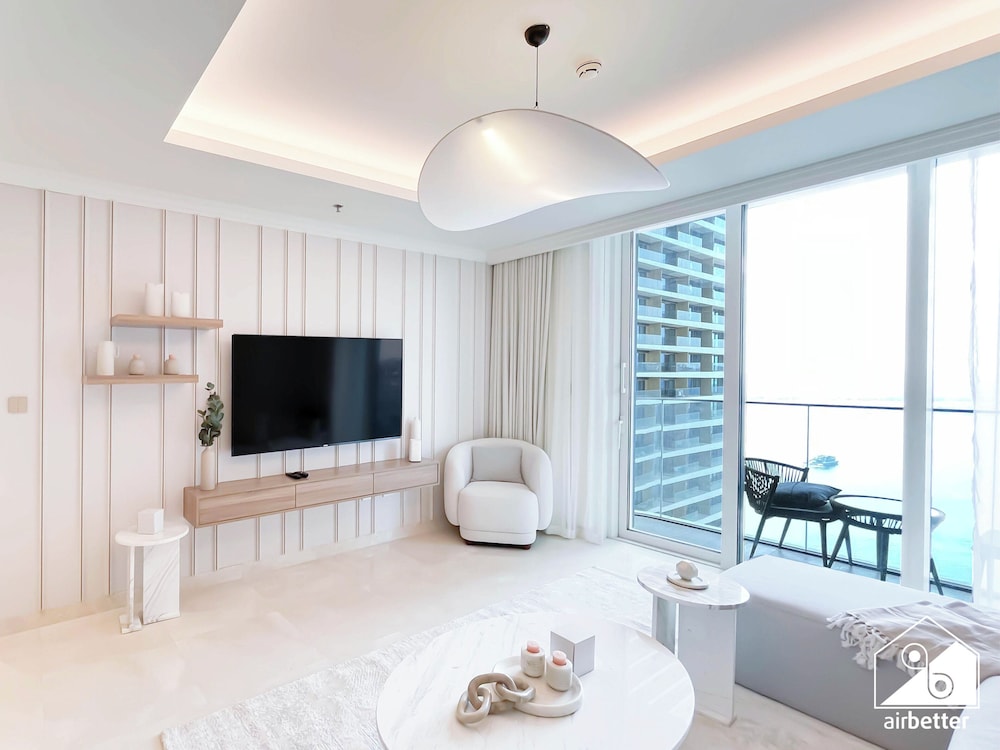 Luxury Beachfront Stay Palm Jumeirah