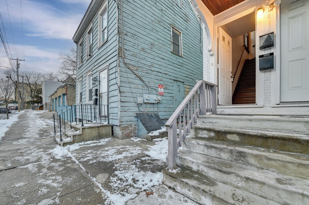 Walk to Washington Park: Remote Work-ready Apt!