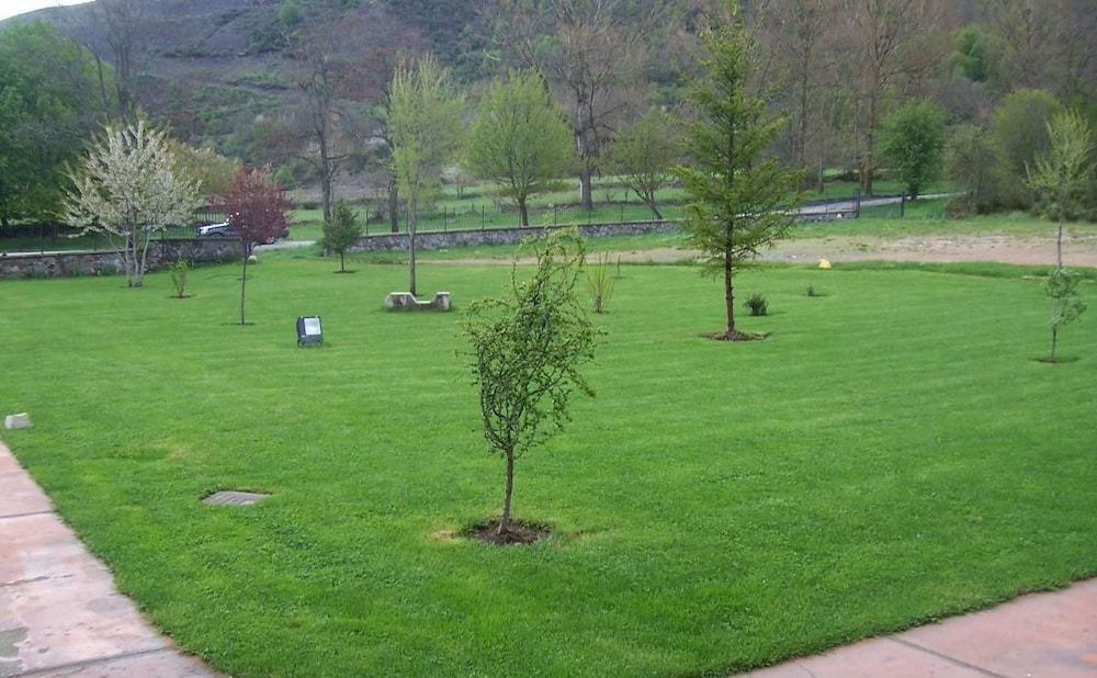 Hotel La Mora - Property Image 9