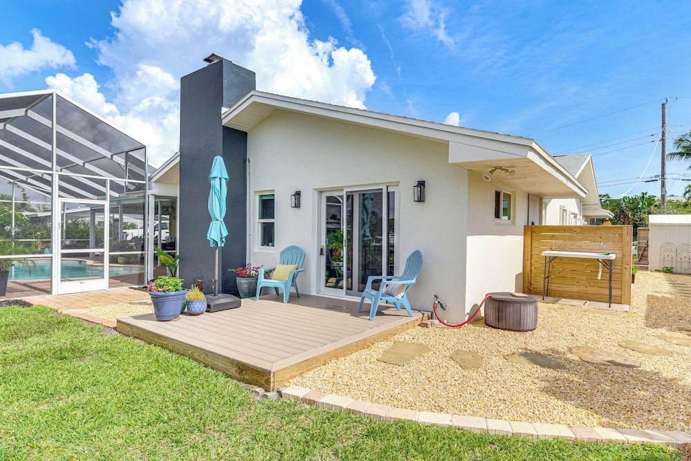 Riverfront Apt w/ Boat Dock in Melbourne Beach!