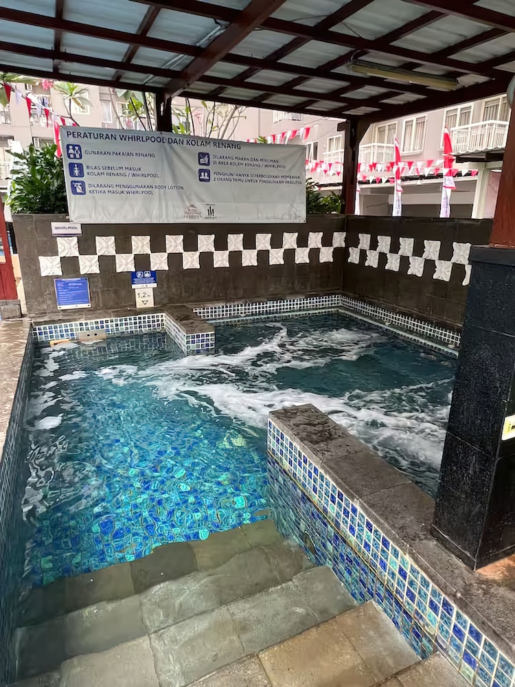 Platinum Royal Mediterania West Jakarta