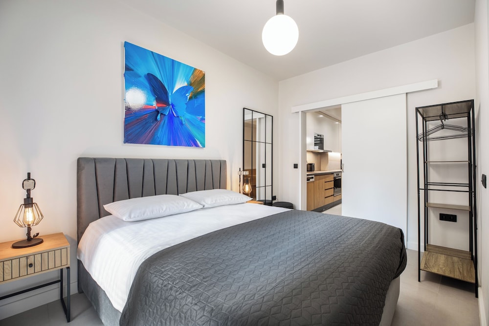 Plaka Clio Apartment by A&A Residencies