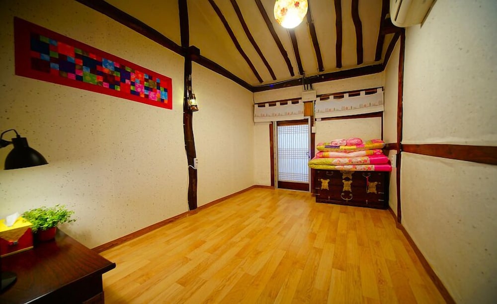Jeonju Hanok Village Gguldanji