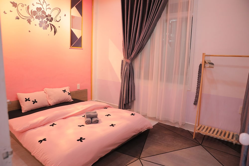 7 bedroom villa Flamingo Danang