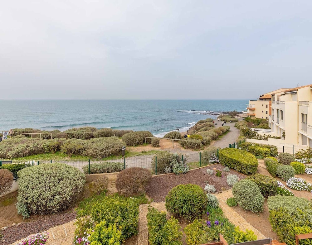 Seaside Studio in Agde