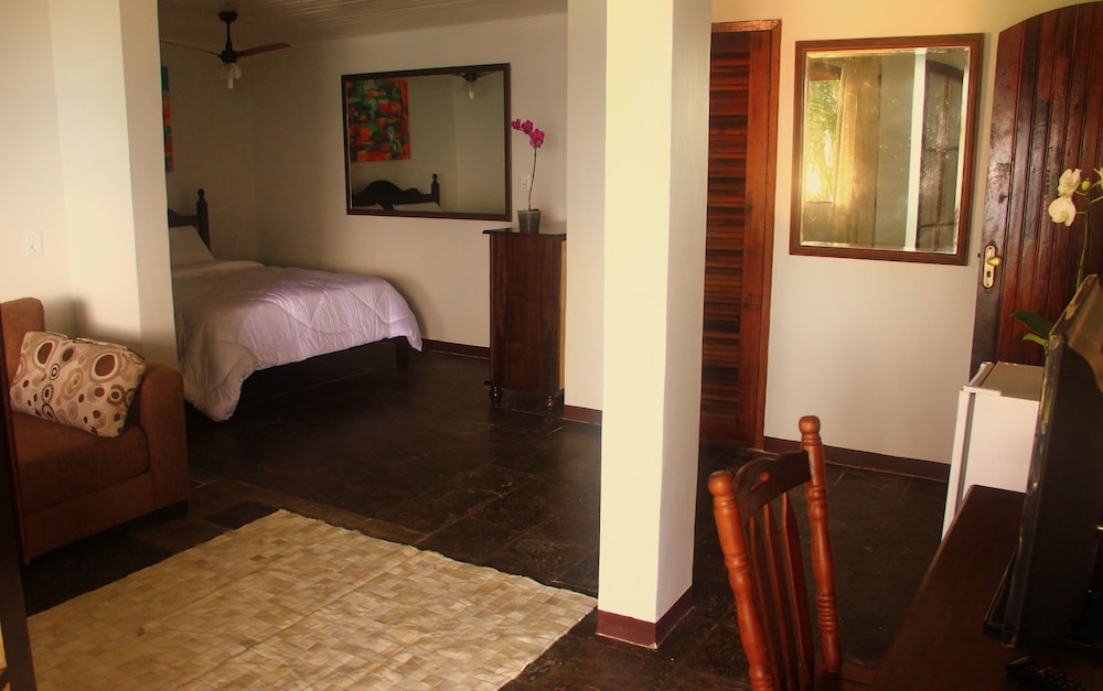 Casa & Mar Colonial