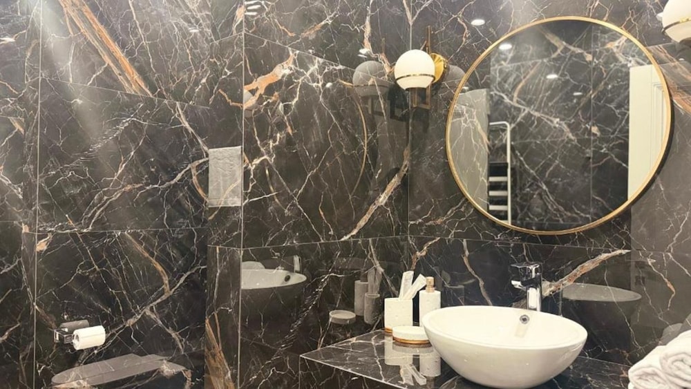 Luxury 2BR apartment in the center