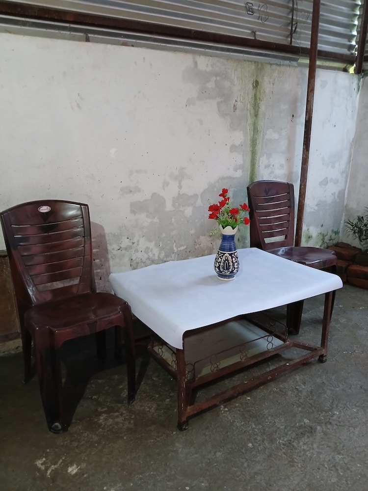 ECO HOMESTAY