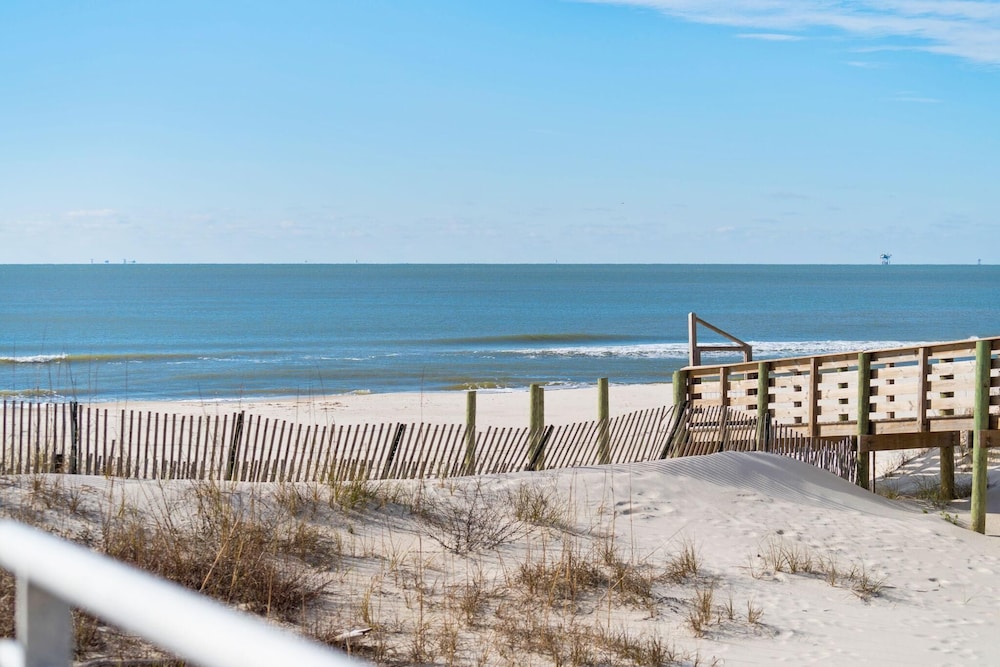 Inheritance Delayed Beach House Suite B view 4