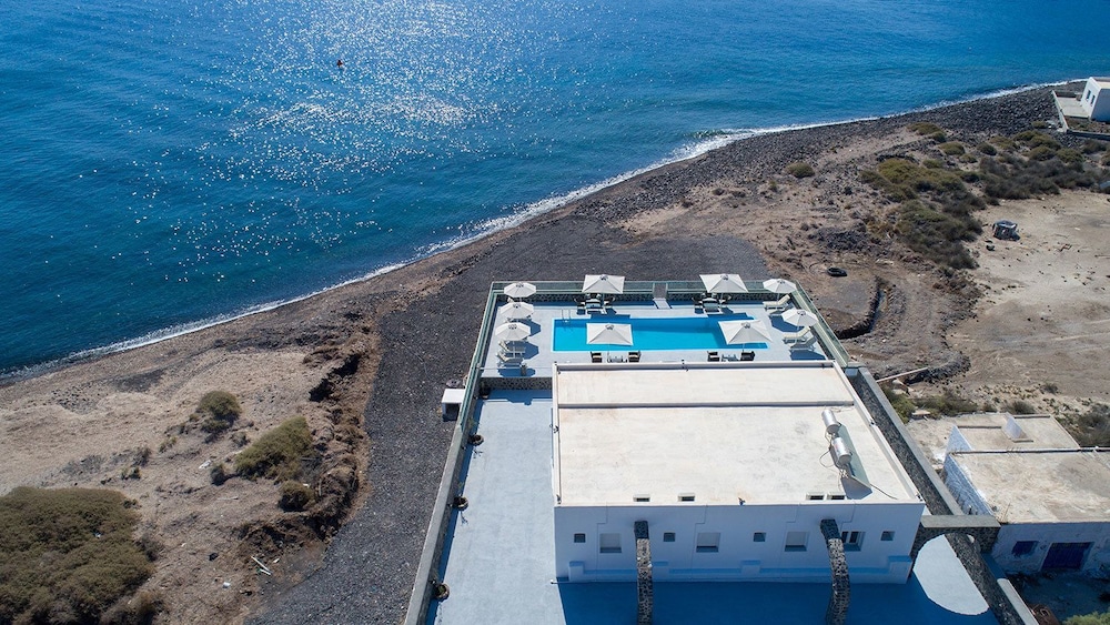 Thirassia Paradise Suites view 3