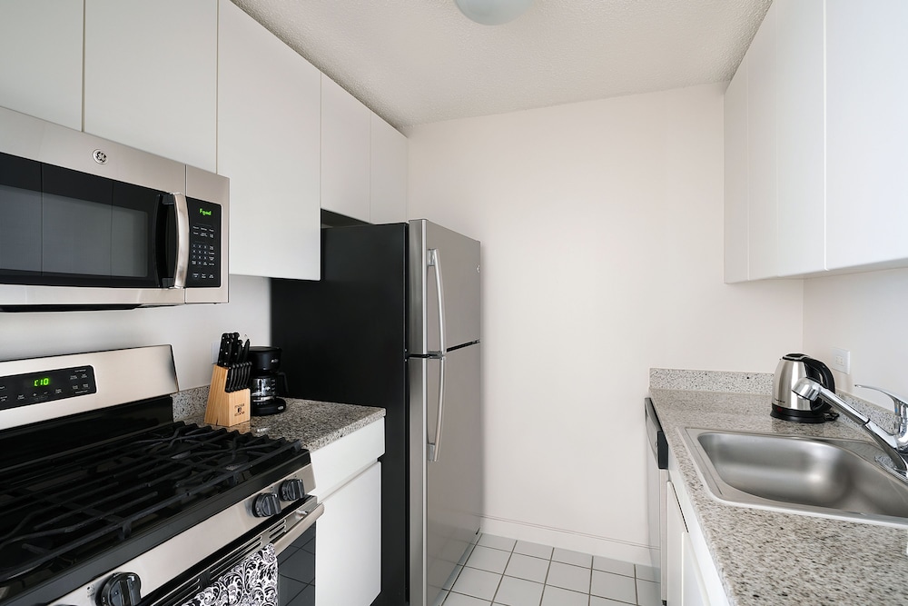 Stunning Apartment for 4 2 Bedrooms 2 Bath