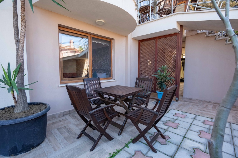 Cunda Giritlioğlu Otel Yetişkinlere Özel +12 - Image 101