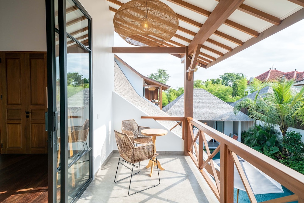 Villa Nusantara 5 by Alfred in Bali - Promo Luxury 4BD Pool Villa Pererenan Beach Caggu