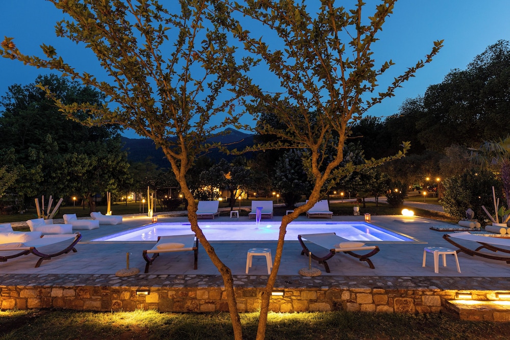 Natura Bungalows