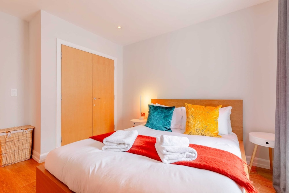 Vibrant & Inviting 1BD Flat, Heart of Haggerston!
