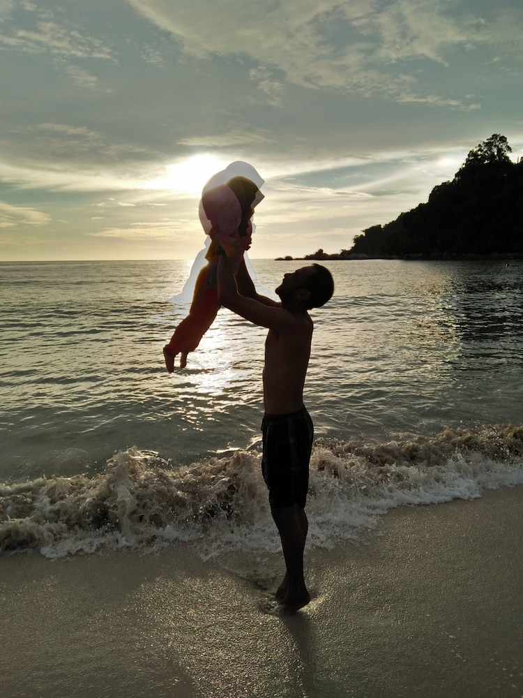 Nazri Nipah Camp
