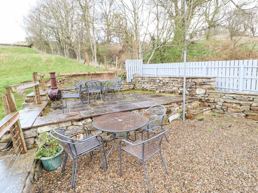Hobson's Cottage view 2