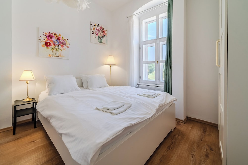 Old Town Heritage Suites