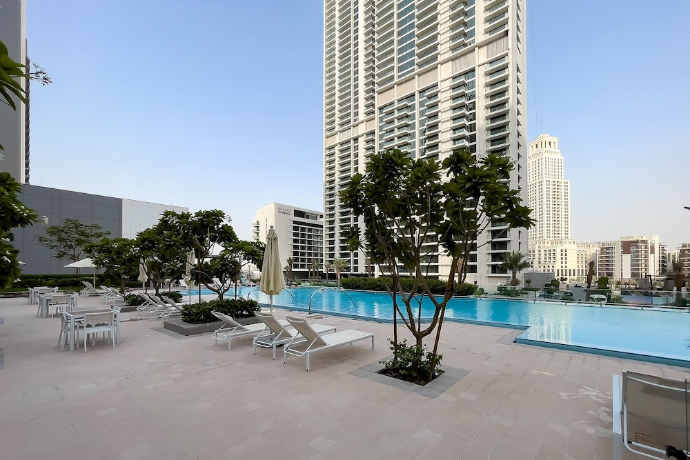 Wonderful Apartments in Icon Bay