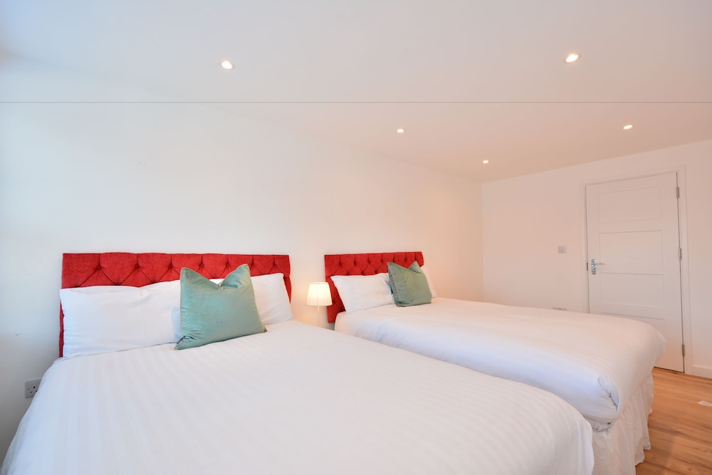 Two Bedroom Flat-Heart of London
