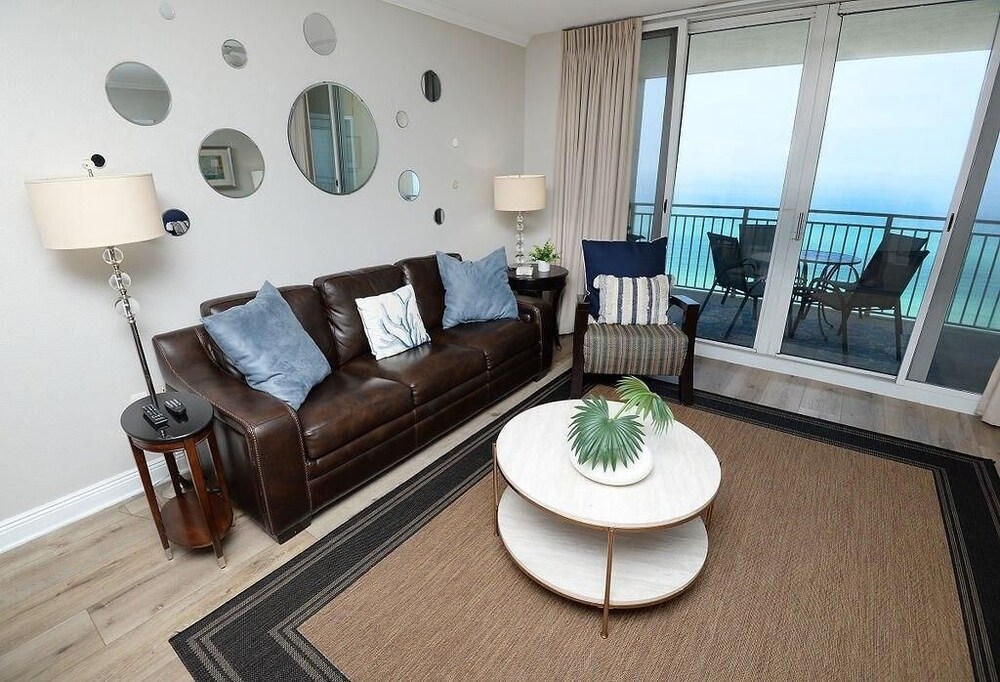 Emerald Beach 1130