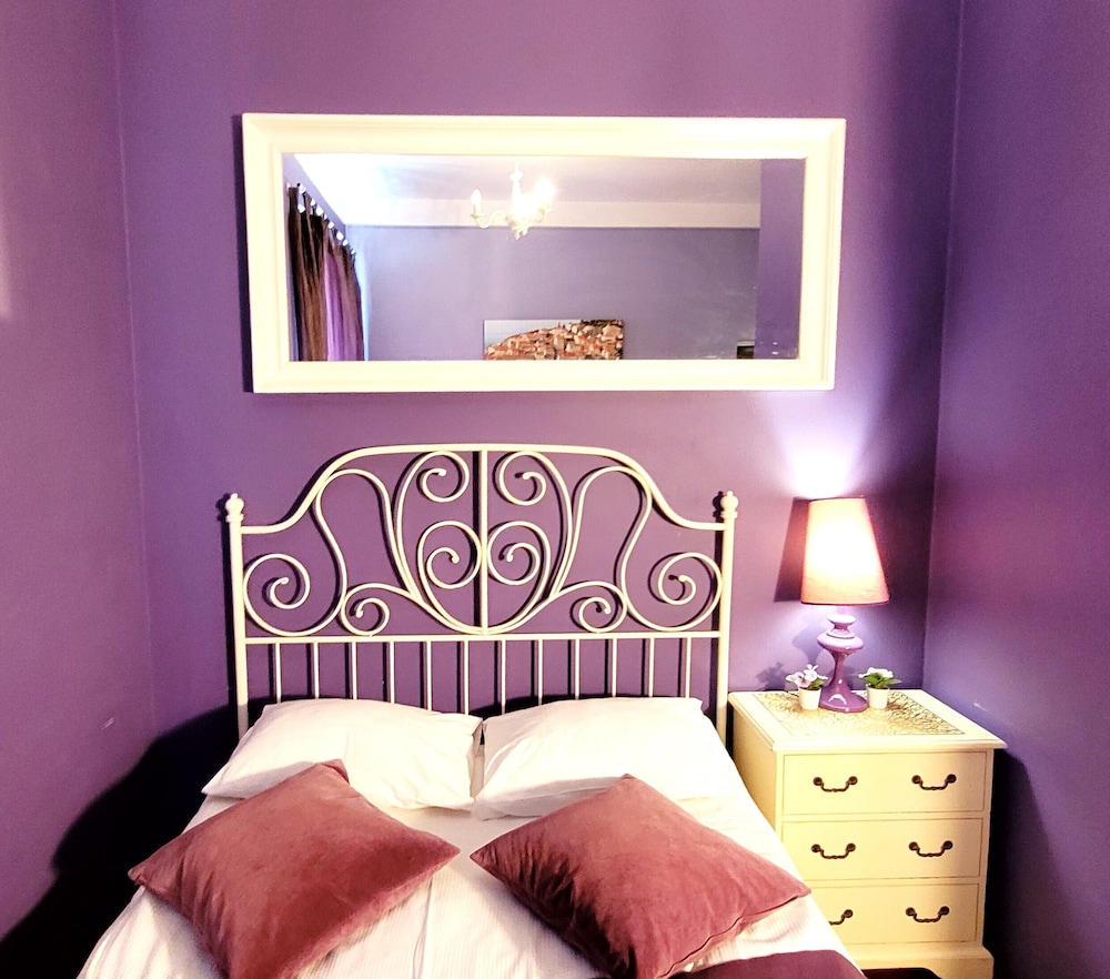 Chmielna Guest House