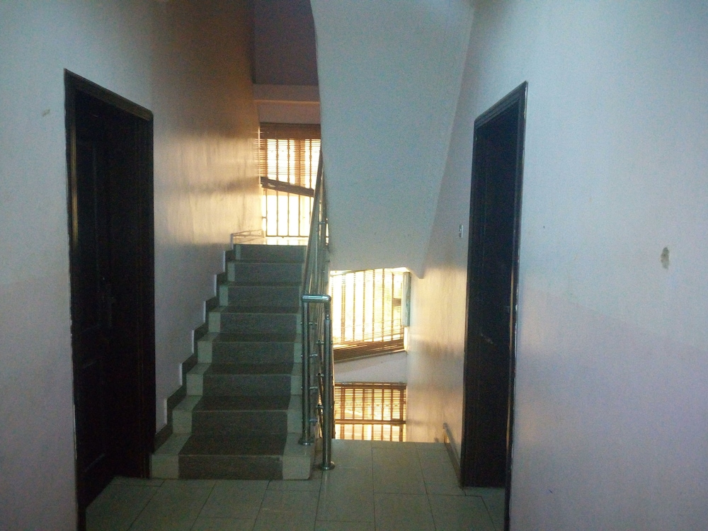 Bayse One Executive Suites and Bar