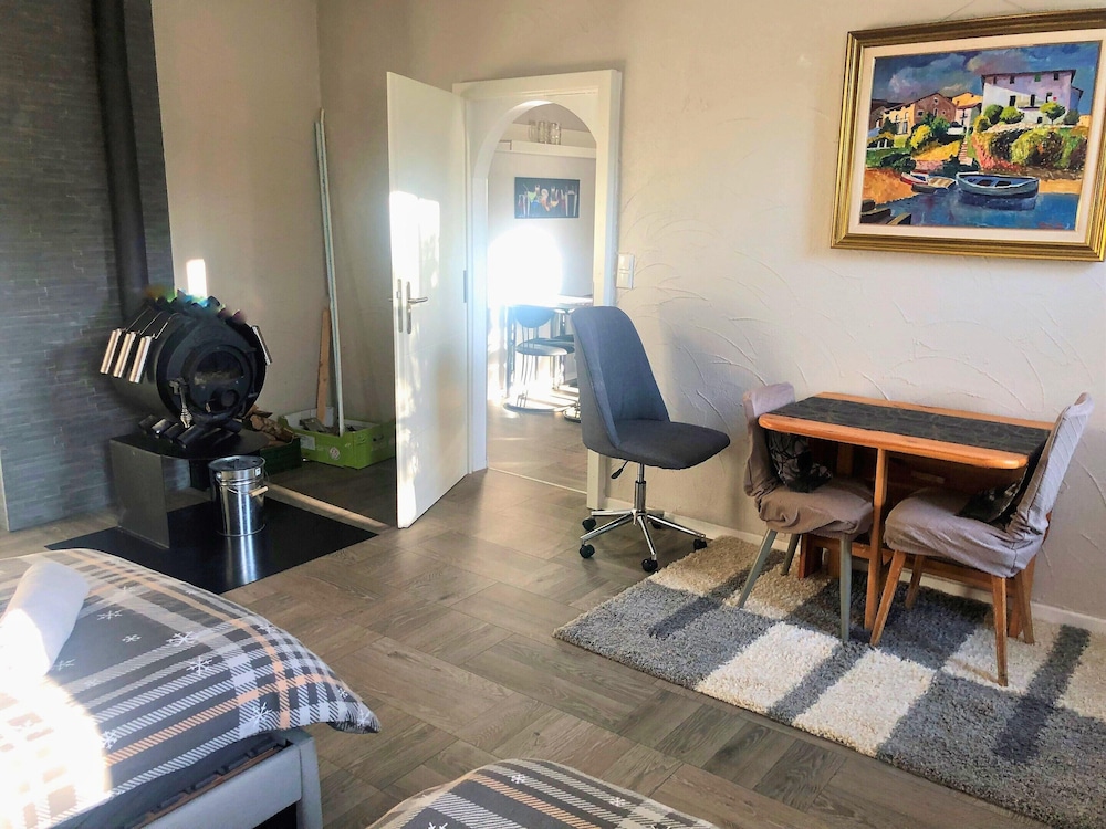 Apartment in Pellingen With Parking