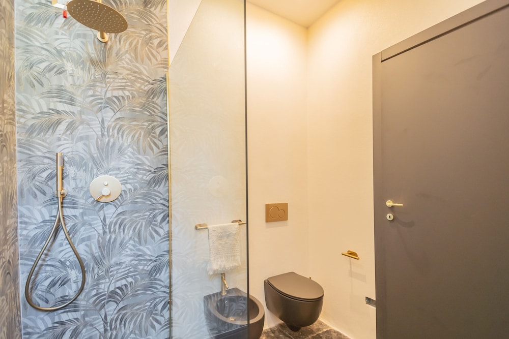 Como Dreams Apartments - Gold Suite