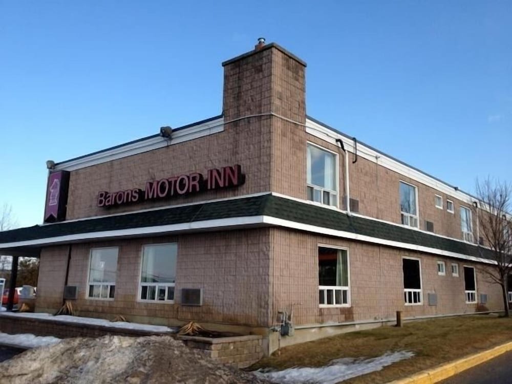 Barons Motor Inn