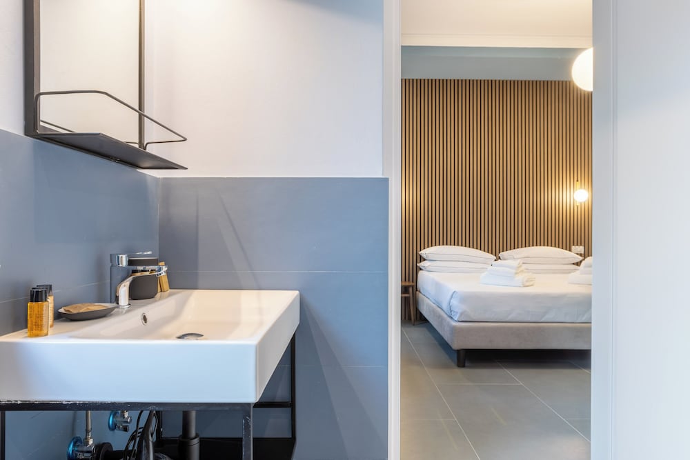 Pier Capponi 17 Room & Suites