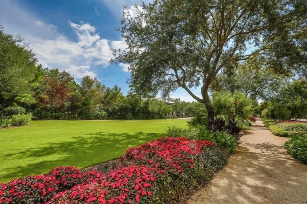 Summer Dreams 4 Bedroom Holiday Home by Five Star Properties