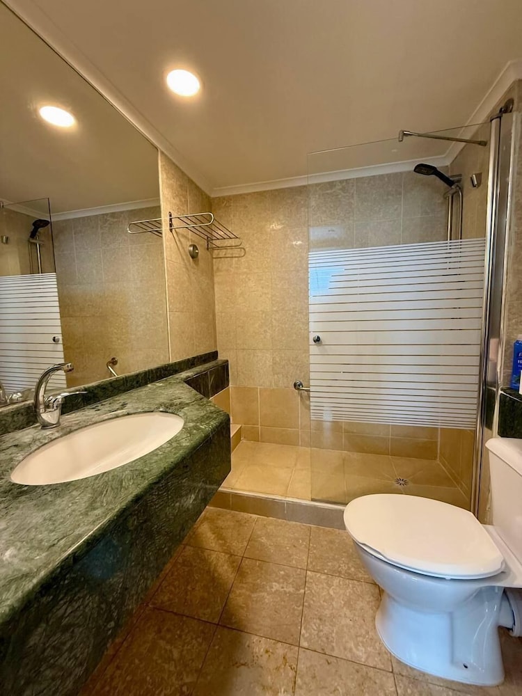 Carmel Holiday Apartments