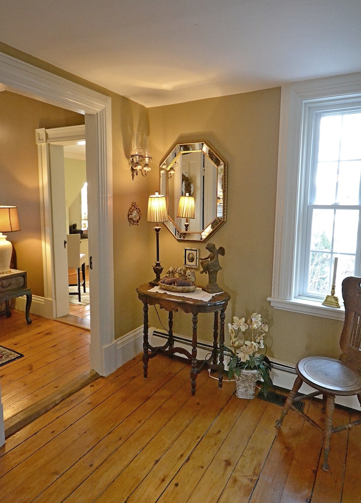 The Briarwood B&B