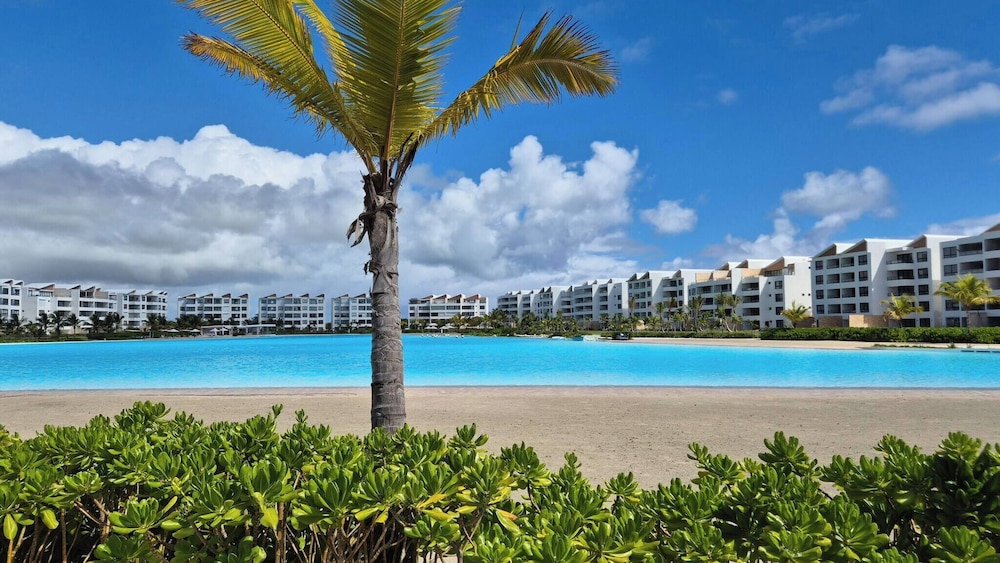 Luxury Beach Penthouse Jacuzzi & Lagoon View
