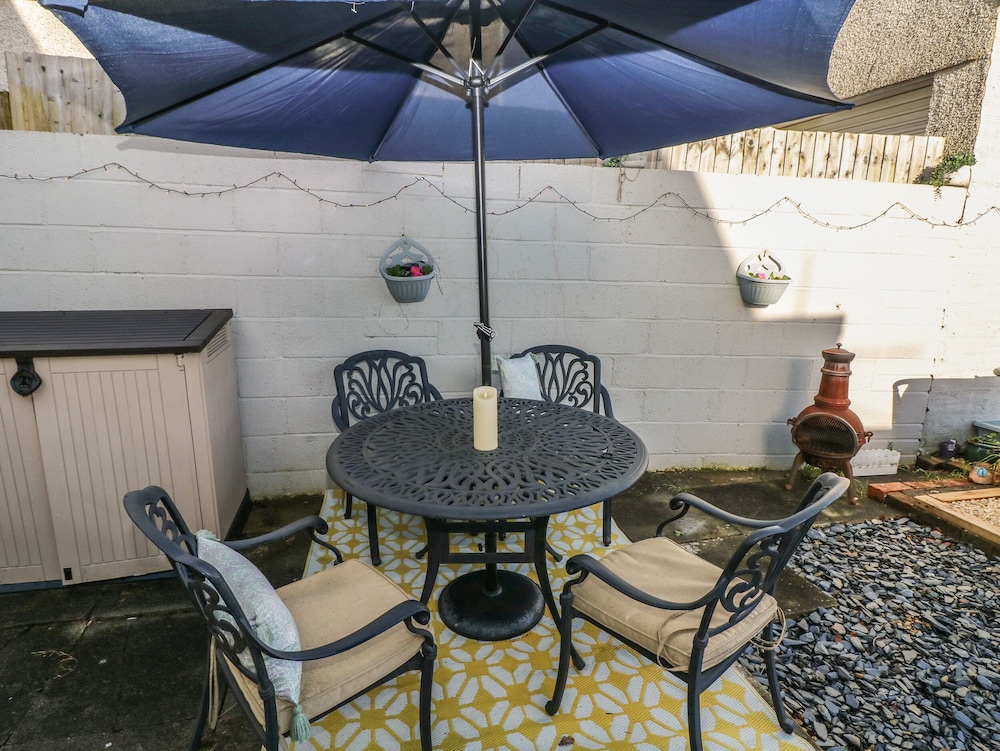 5 Pontardulais Road
