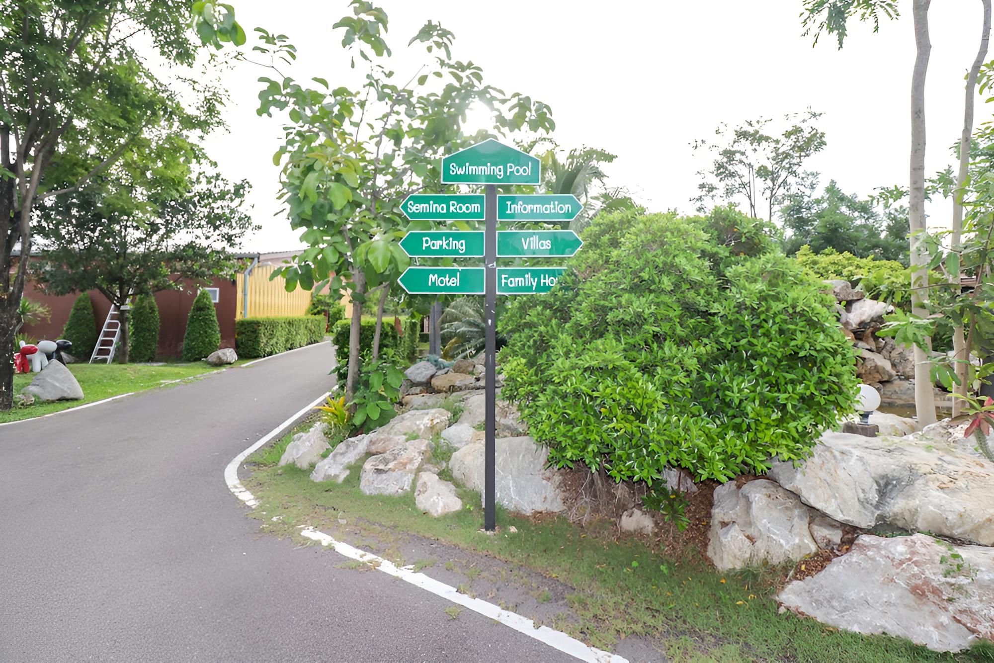 Baan Phing Phu Praew