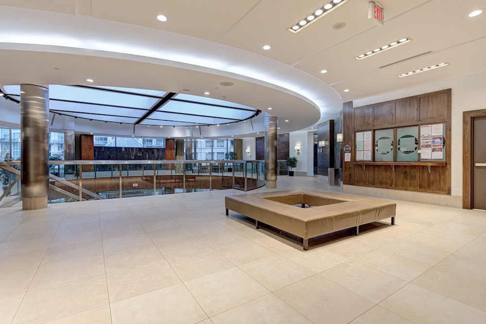 Pelicanstay at Square One Mall
