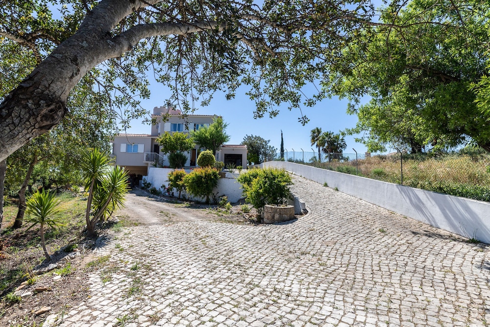 Looking to Landscape Sea View Private Pool Villa