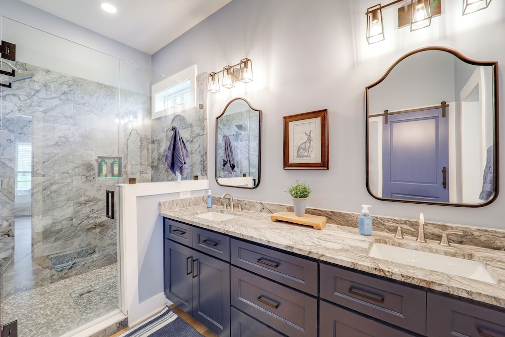 Newly Built Home w/ Panoramic Views in Jefferson!