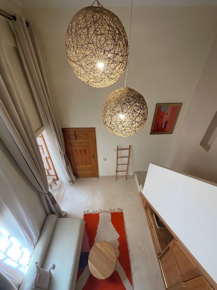 Riad Al Muhandiz