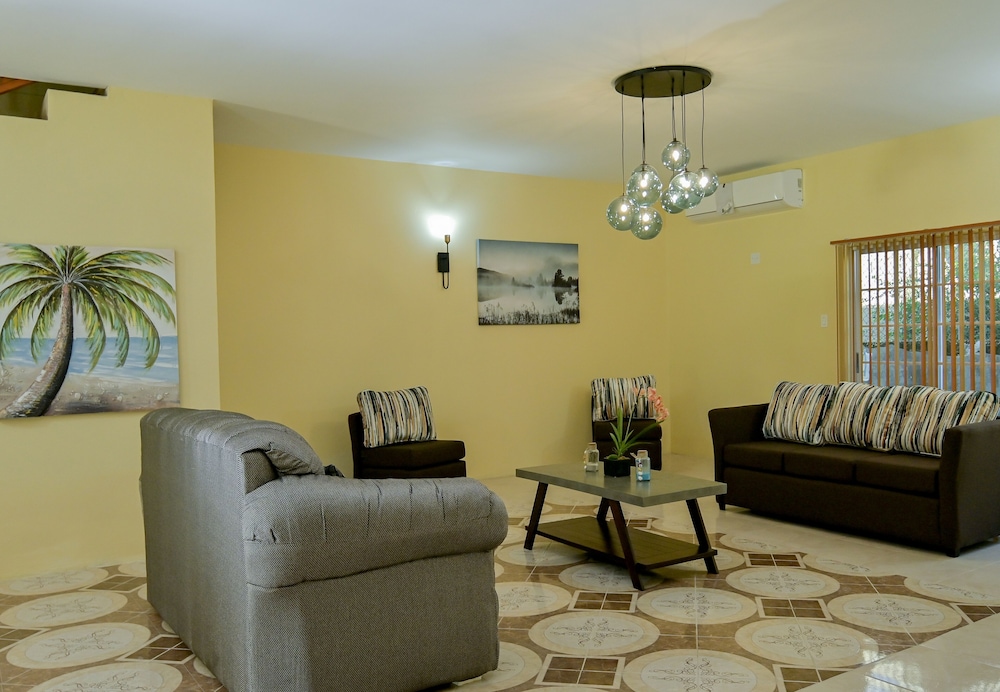 Champagne Villa view 5