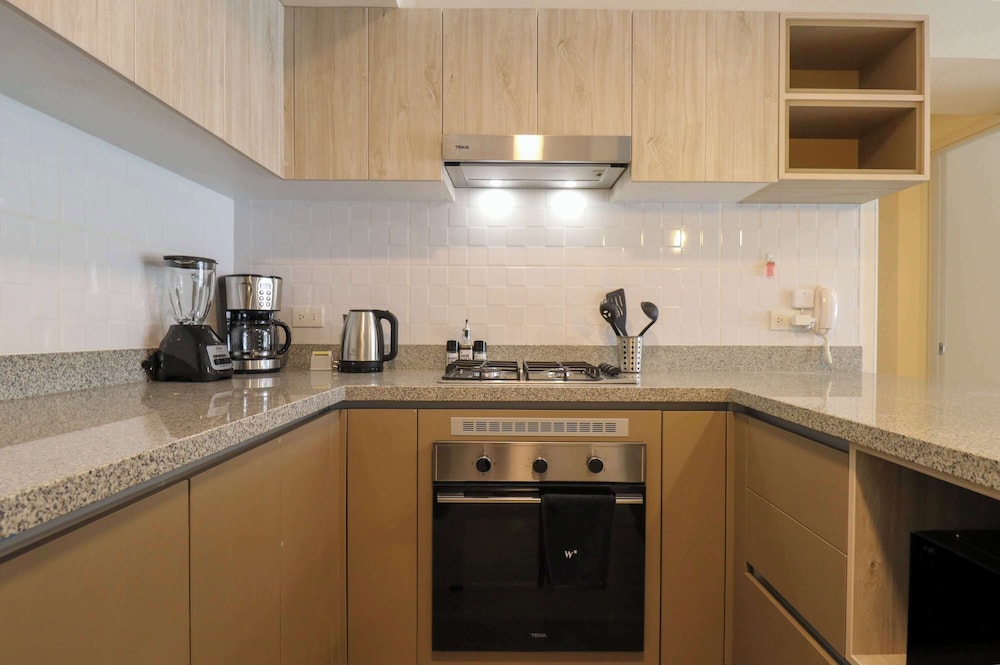 w Alluring 1BR With Balcony in Miraflores