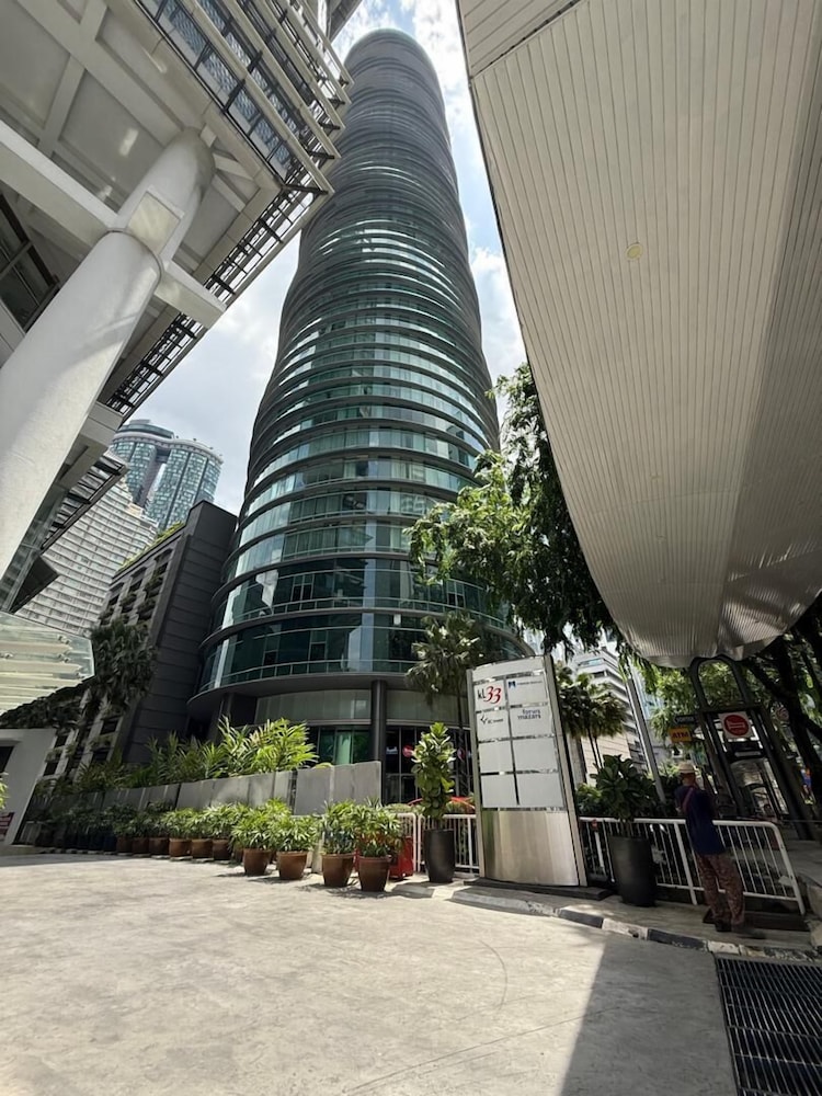 Vortex klcc apartment by comfort
